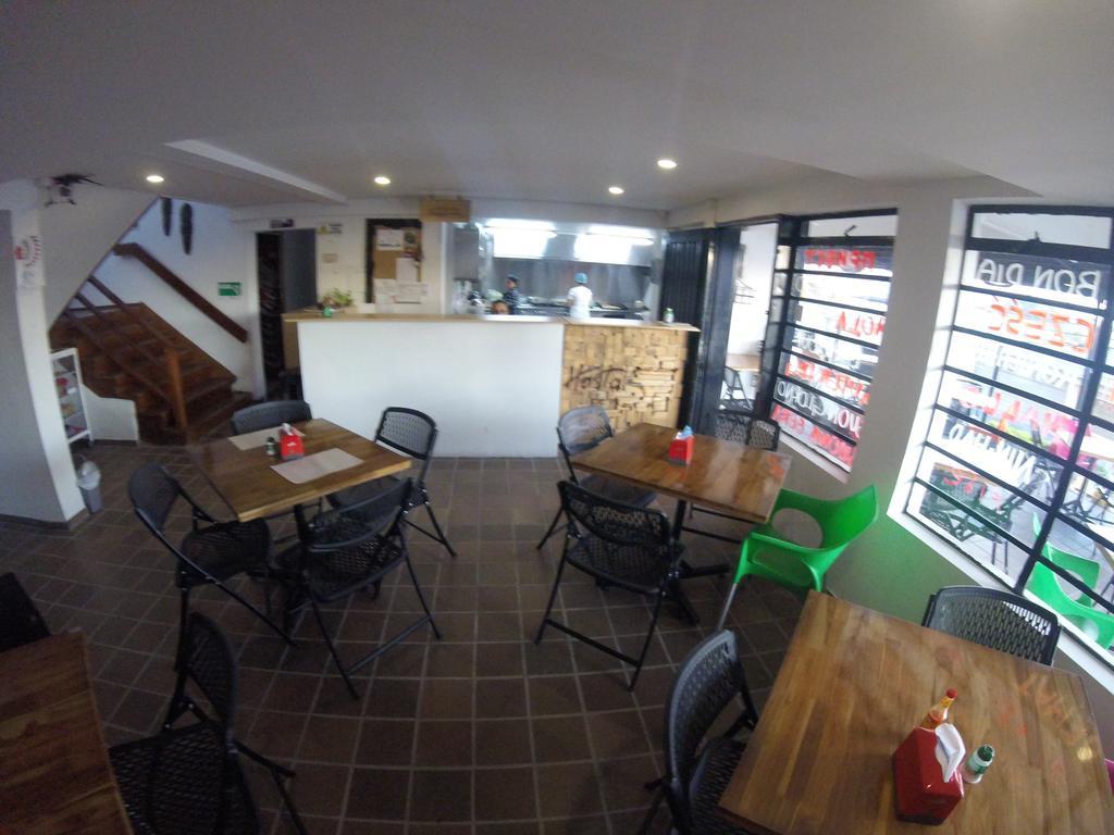 Hostal De La 57 Manizales Bagian luar foto