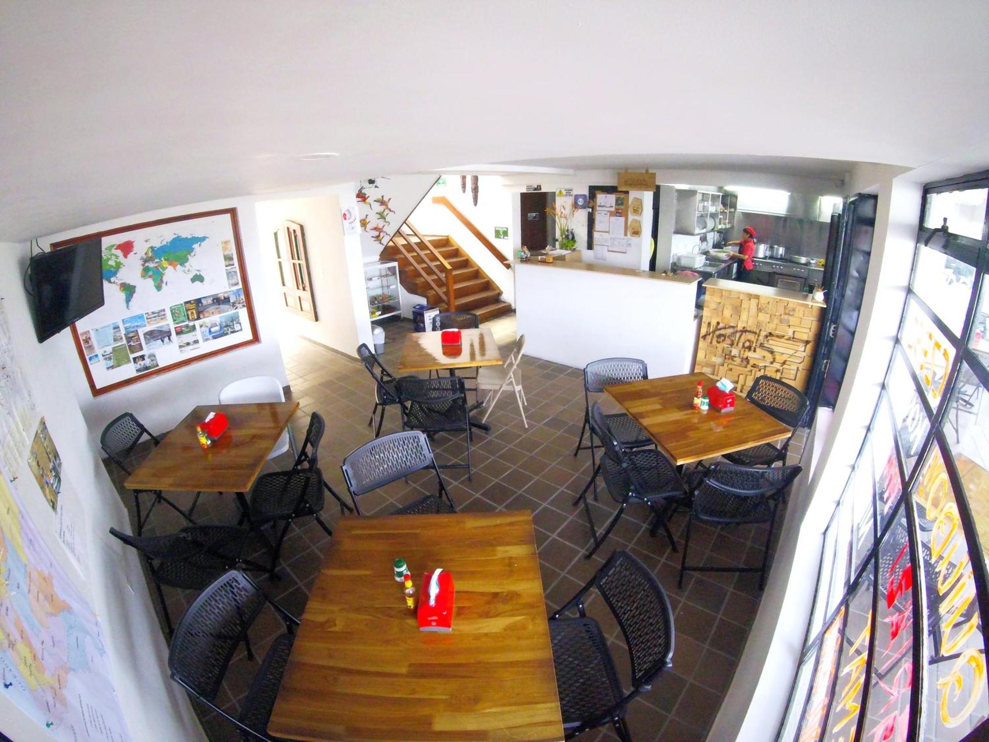 Hostal De La 57 Manizales Bagian luar foto