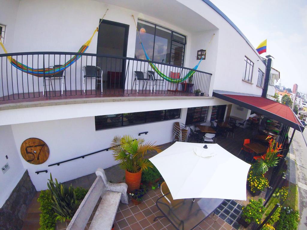 Hostal De La 57 Manizales Bagian luar foto